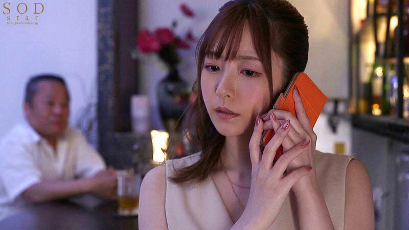 出張先の小さなスナックで出会った気丈なバツ1子持ち若ママの女の顔に欲情して…慰め合うように何度もまぐわった3日間限定不倫 青空ひかり Image-3