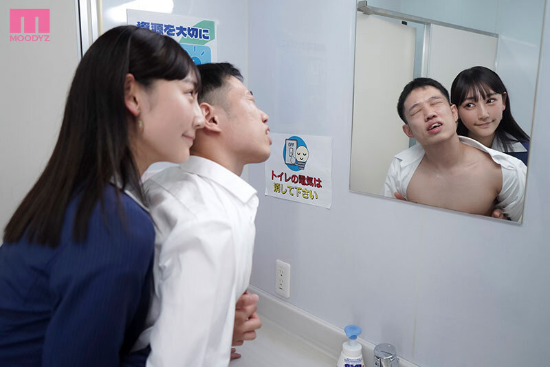 在学中、きれいな先生に呼び出され痴女られまくっていた僕たちの青春時代 白浜果歩 Image-4