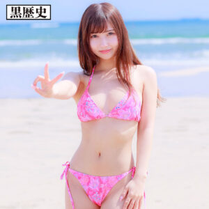 【kure038】みゆ｜激しい杭打ち騎乗位で腰を振るビキニ巨乳美女｜電影シロウト-黒歴史-