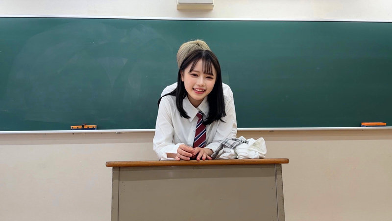 める 無料サンプル画像(4) 【推し顔AV女優コレクション】