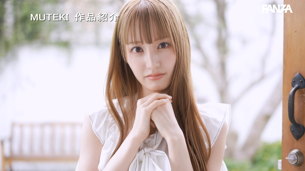 これから始まる期待と不安を感じさせる表情の石田佳蓮