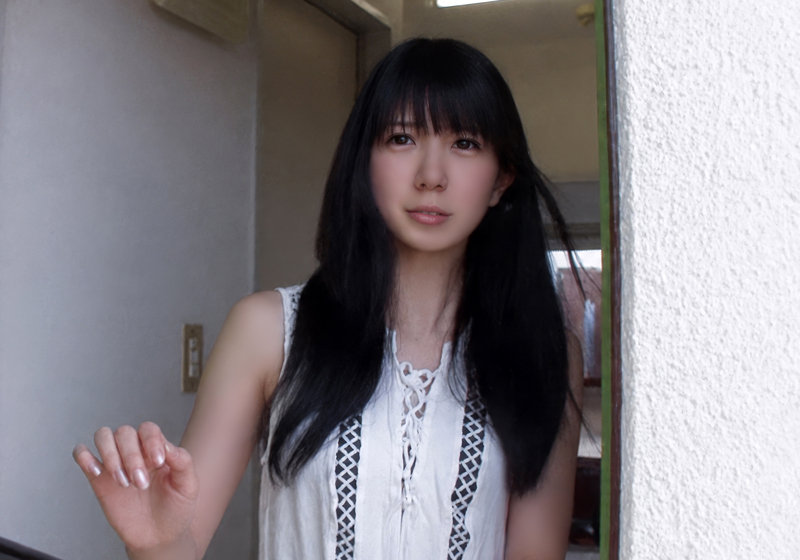 レイナ 無料サンプル画像(1) 【推し顔AV女優コレクション】